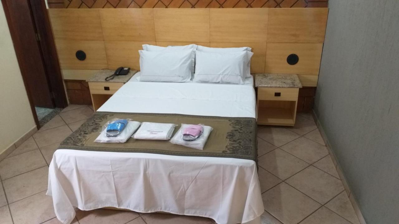 Millenium Hotel (Adults Only) กัวรูยุส ภายนอก รูปภาพ