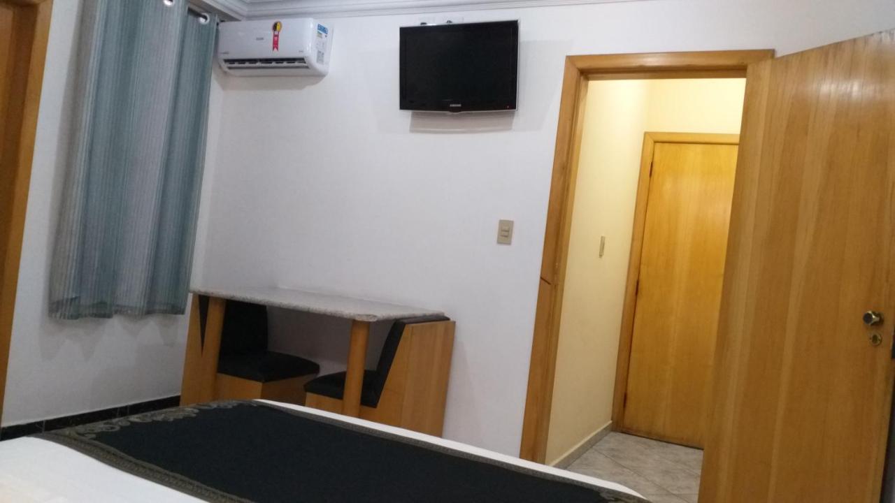 Millenium Hotel (Adults Only) กัวรูยุส ภายนอก รูปภาพ