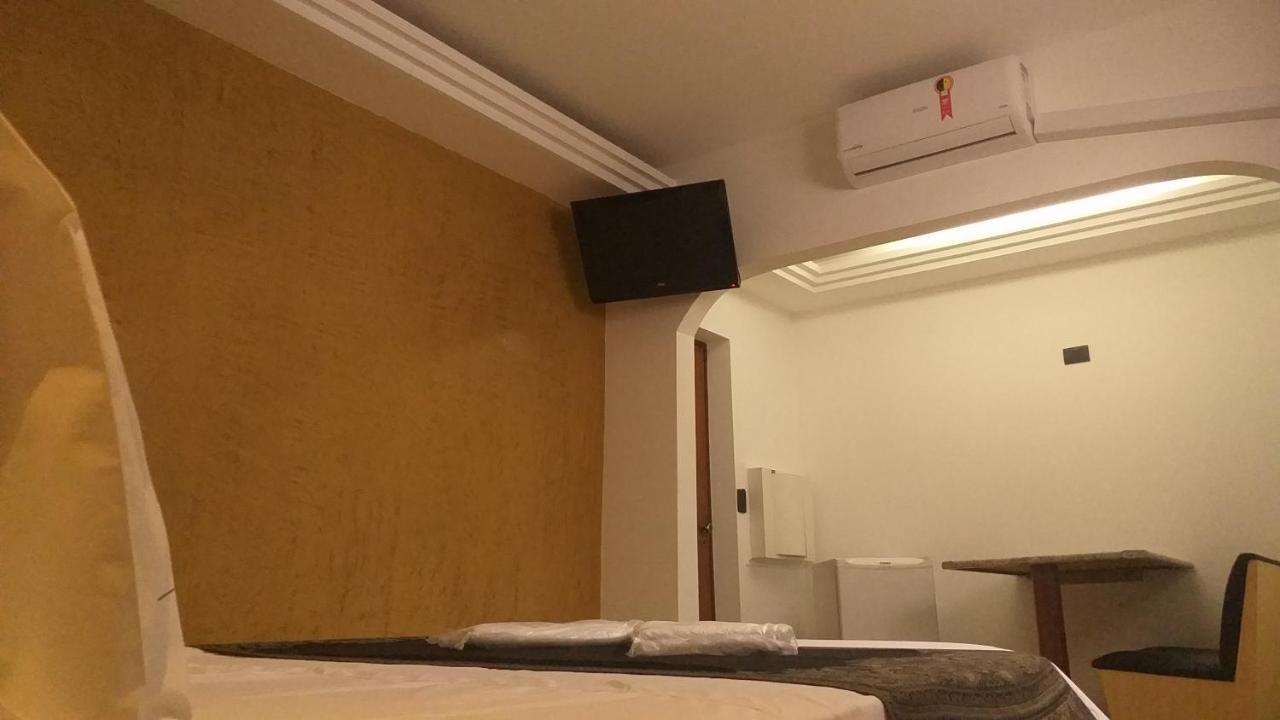 Millenium Hotel (Adults Only) กัวรูยุส ภายนอก รูปภาพ
